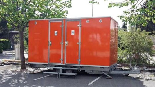 Toilettentrailer FreshTech DT1 212